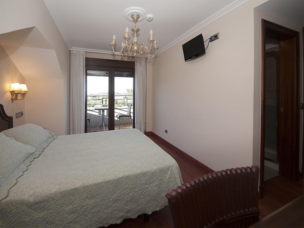 Pension Residencia A Cruzan (Adults Only) Noalla  Eksteriør billede