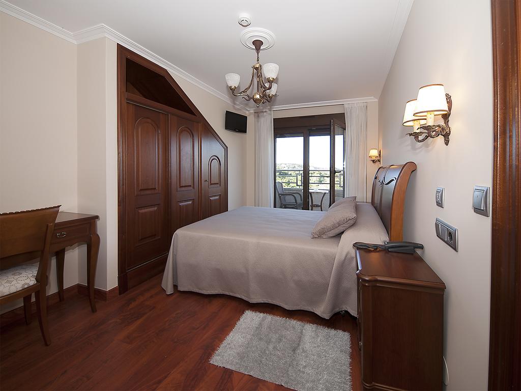 Pension Residencia A Cruzan (Adults Only) Noalla  Eksteriør billede