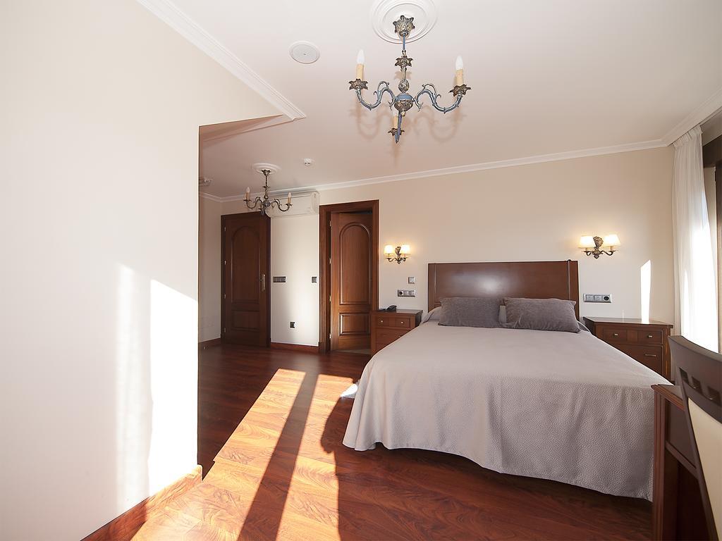 Pension Residencia A Cruzan (Adults Only) Noalla  Eksteriør billede