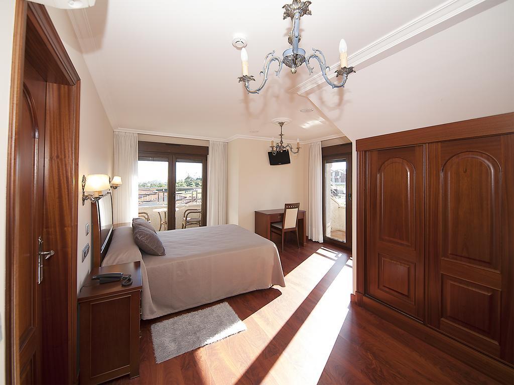 Pension Residencia A Cruzan (Adults Only) Noalla  Eksteriør billede