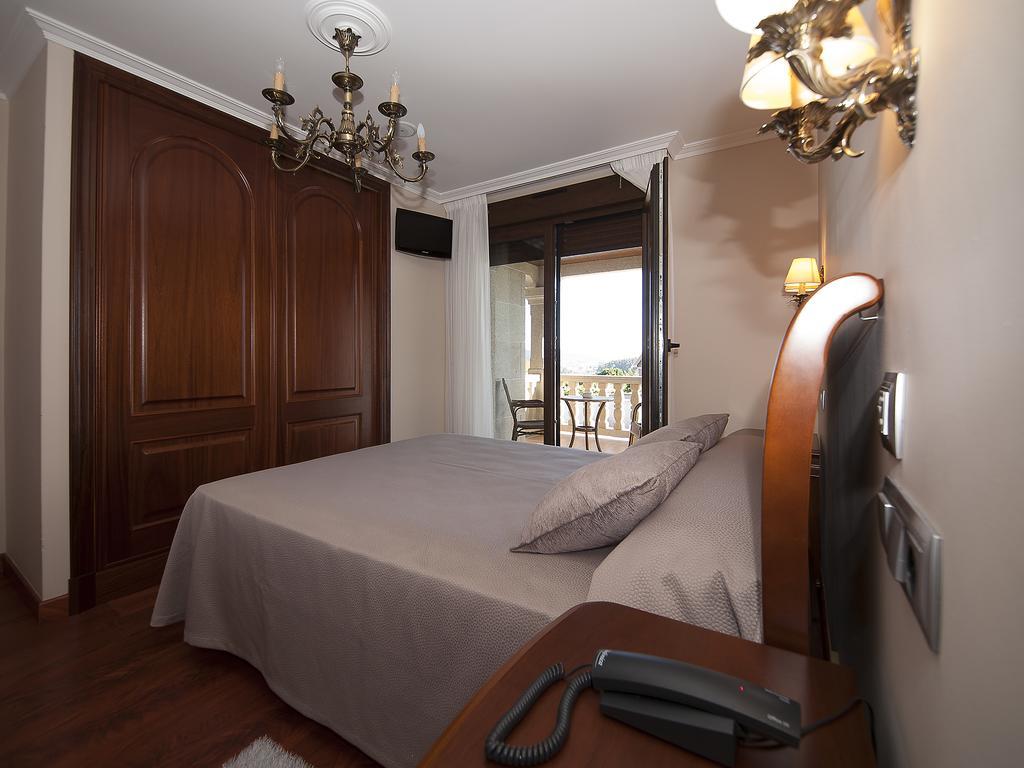 Pension Residencia A Cruzan (Adults Only) Noalla  Eksteriør billede