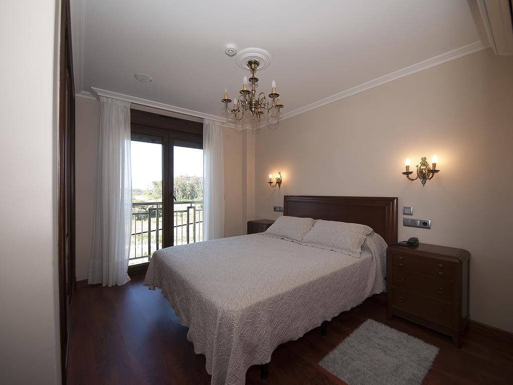 Pension Residencia A Cruzan (Adults Only) Noalla  Eksteriør billede