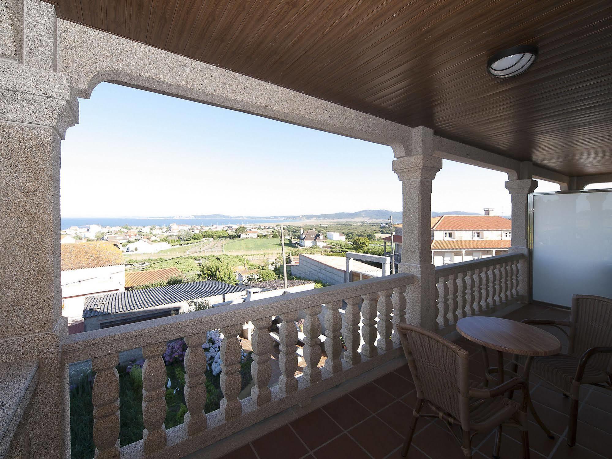 Pension Residencia A Cruzan (Adults Only) Noalla  Eksteriør billede