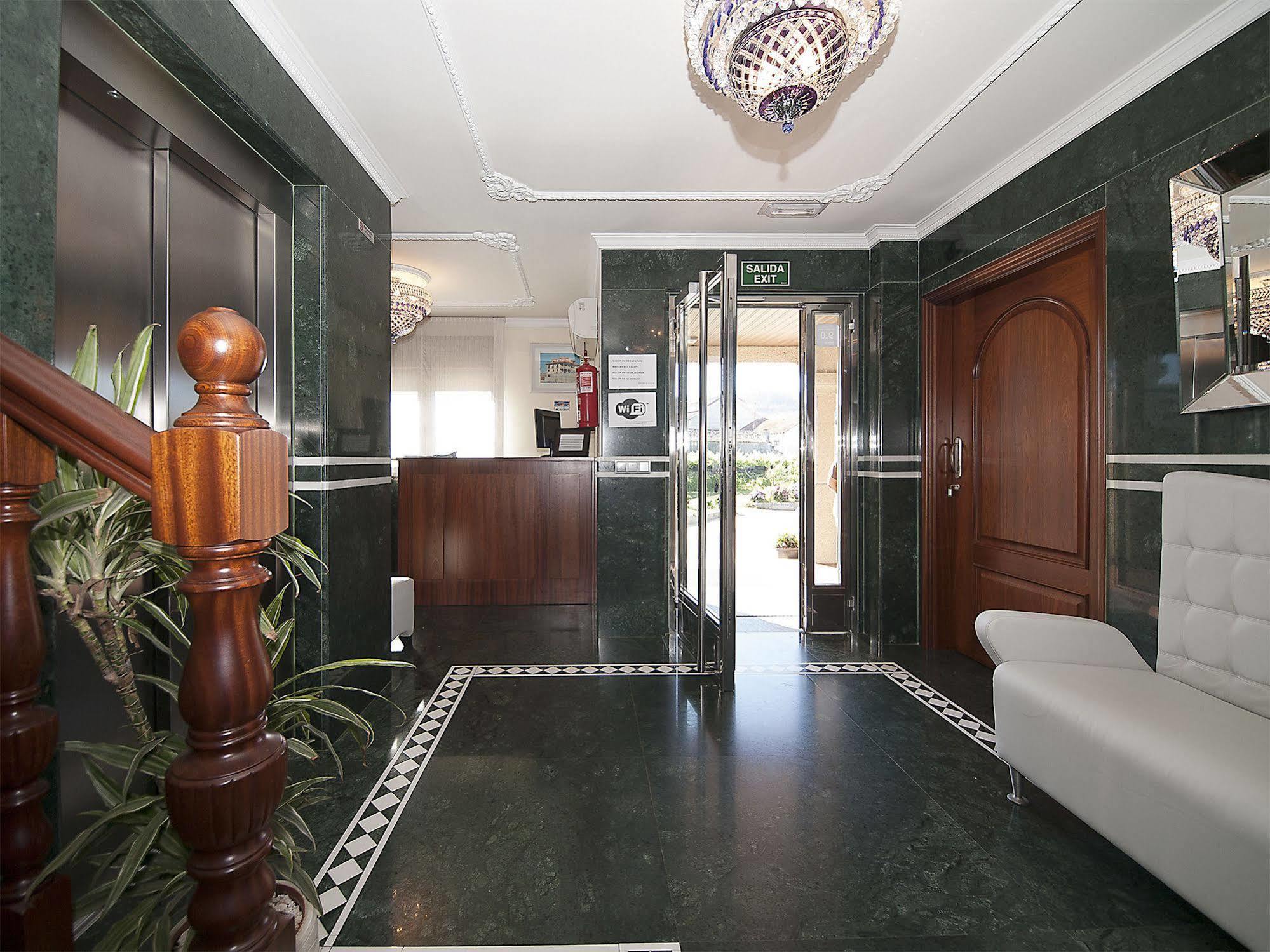 Pension Residencia A Cruzan (Adults Only) Noalla  Eksteriør billede